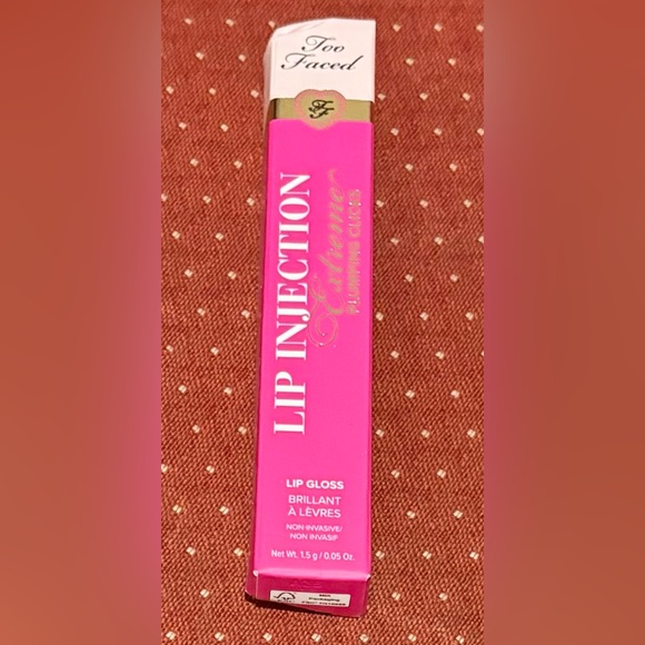 Too Faced Lip Injection Extreme Plumping Glass in Velvet Crush - NEW - Picture 2 of 2